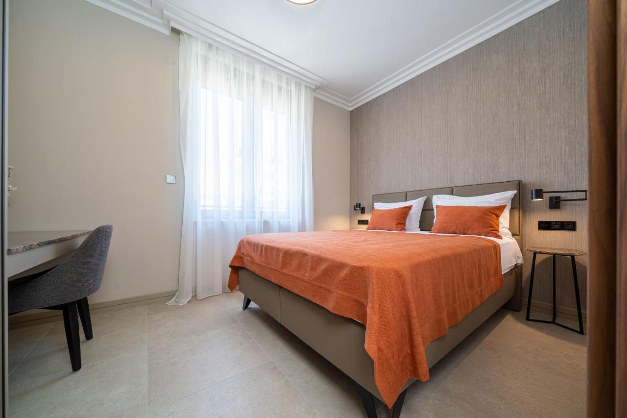 C Group Apartments Котор Екстер'єр фото