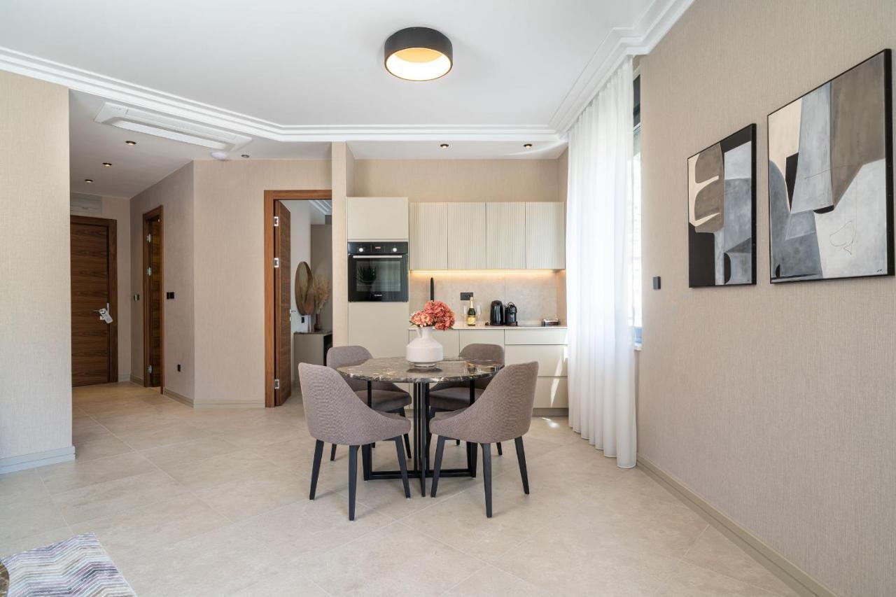 C Group Apartments Котор Екстер'єр фото