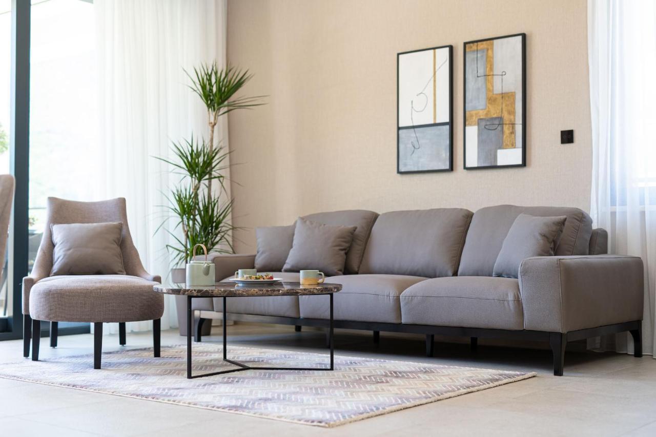 C Group Apartments Котор Екстер'єр фото