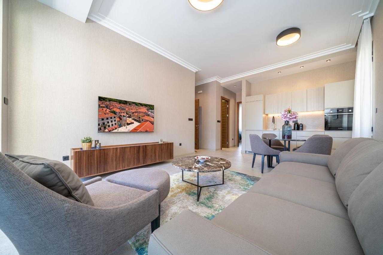 C Group Apartments Котор Екстер'єр фото