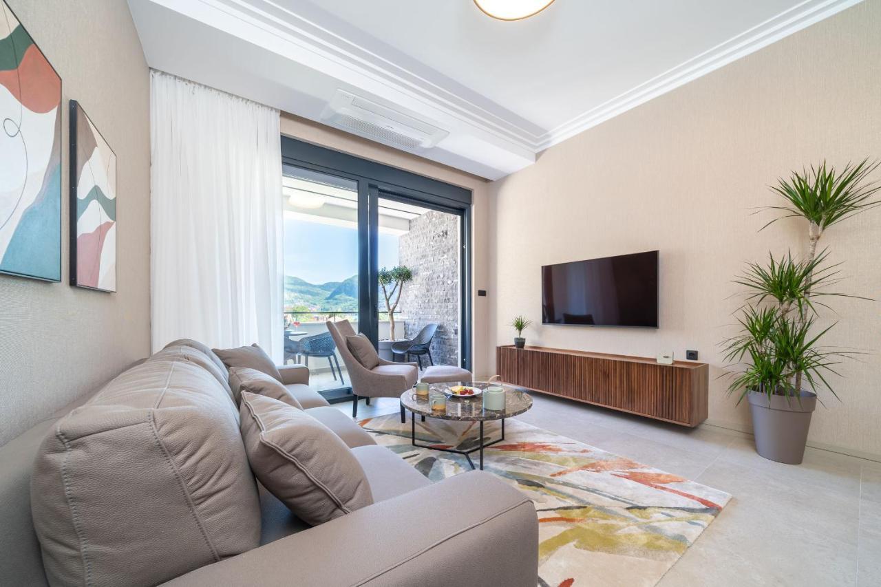 C Group Apartments Котор Екстер'єр фото